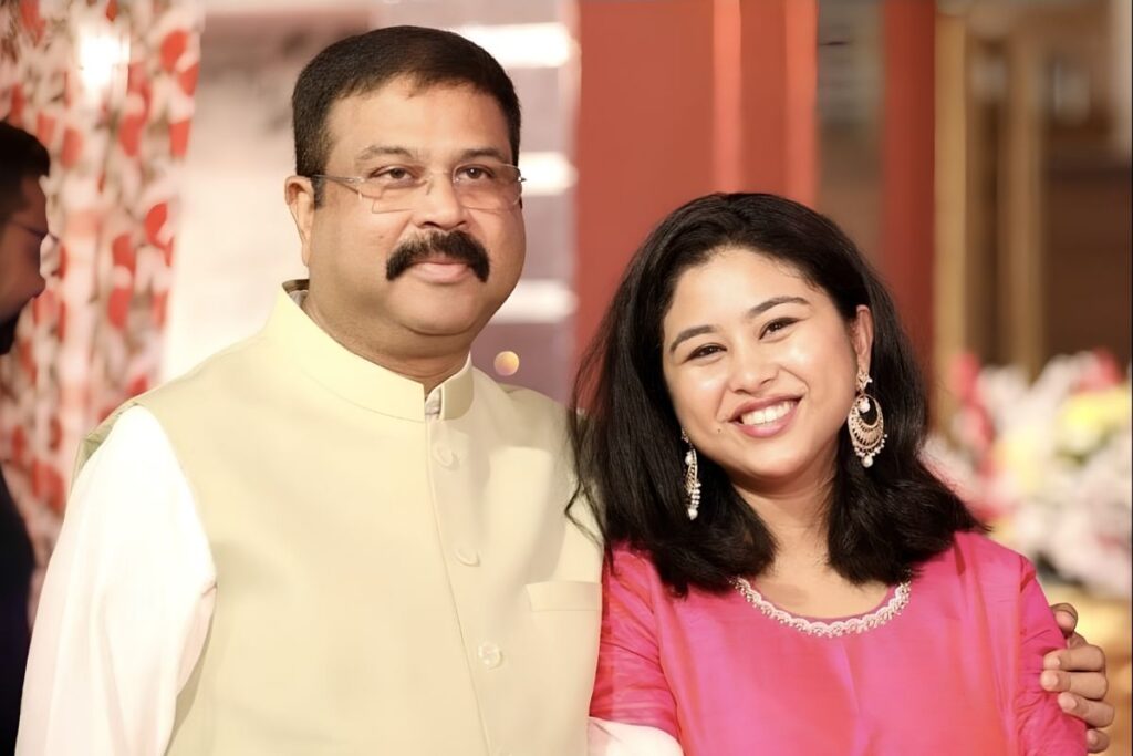 Why Naimisha Pradhan Really Deleted Instagram?