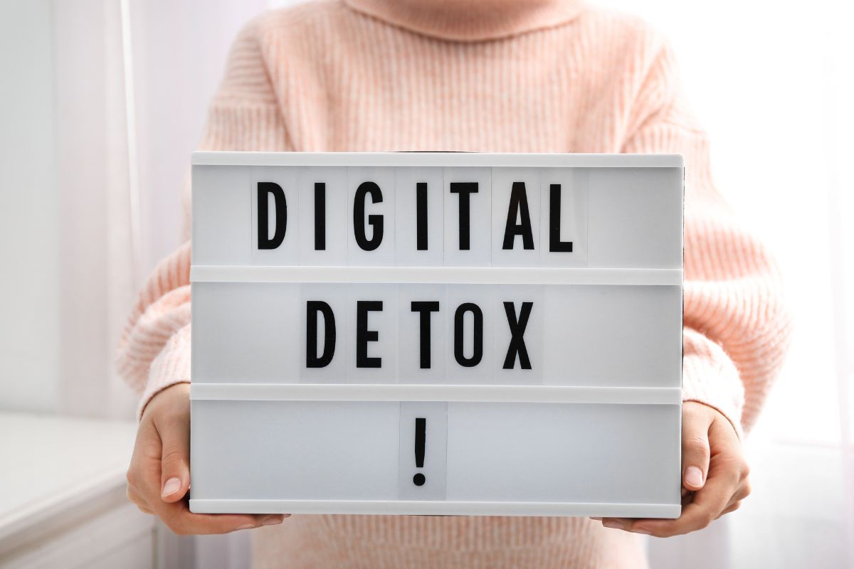 What Is a Digital Detox, Exactly
